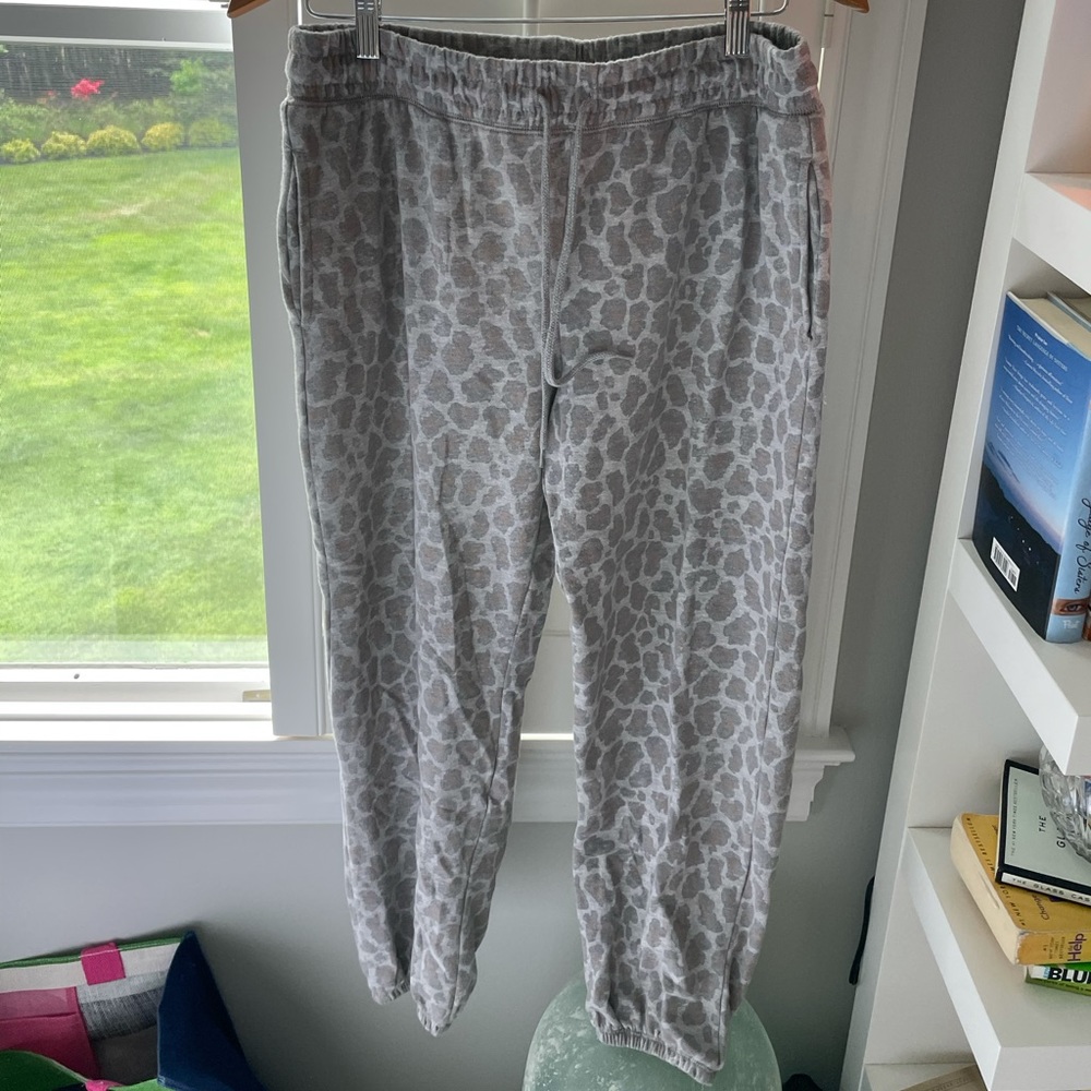 target sweaptants size MEDIUMZ